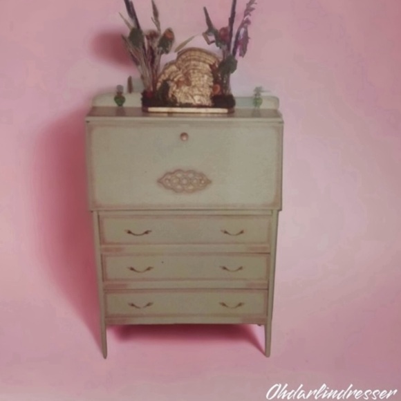 Hit the ❤️ to bookmark my closet! - Picture 6 of 7